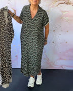 Fleur | V-hals kjole med leopardprint