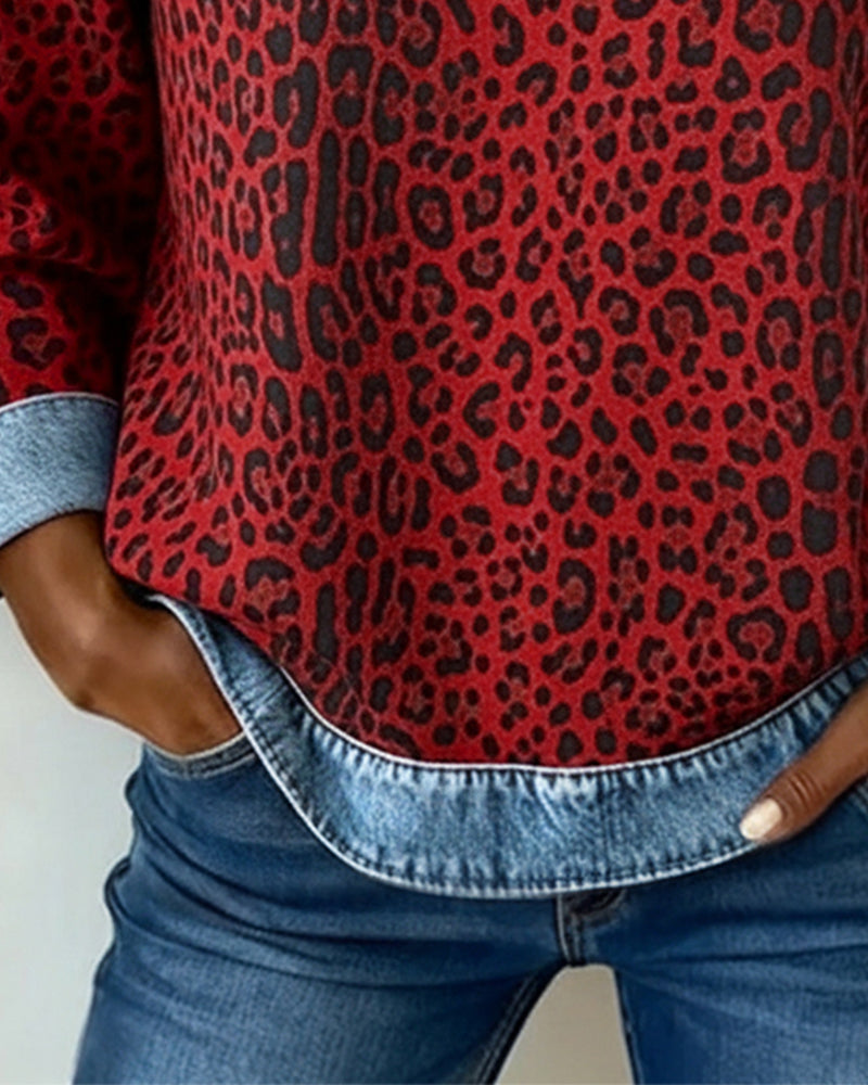 Ilse | Leopardprintet sweater med denim-patchwork
