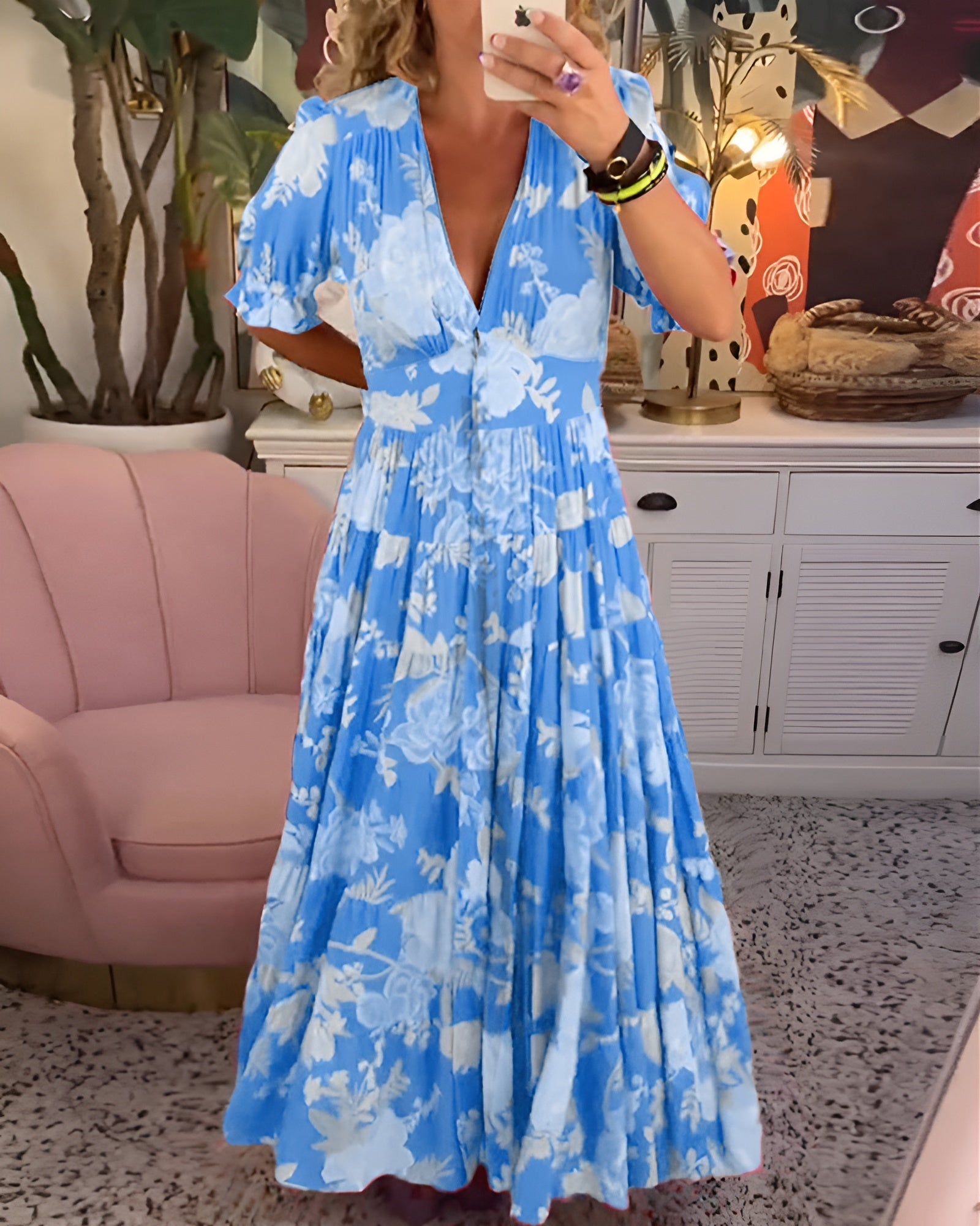 Emma | V-hals kjole med blomsterprint