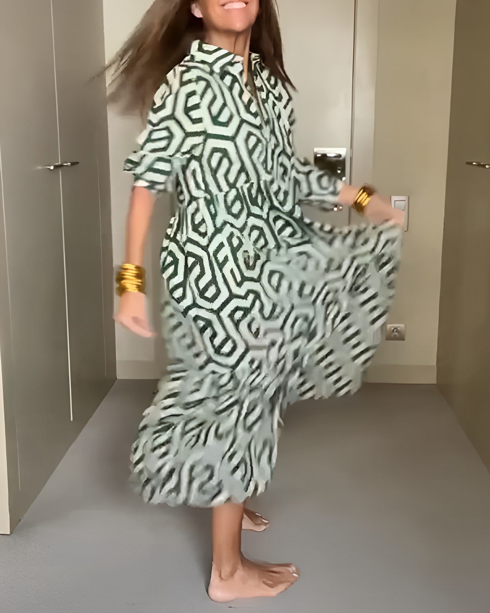 Nina | Kjole med Prikker og Geometrisk Print