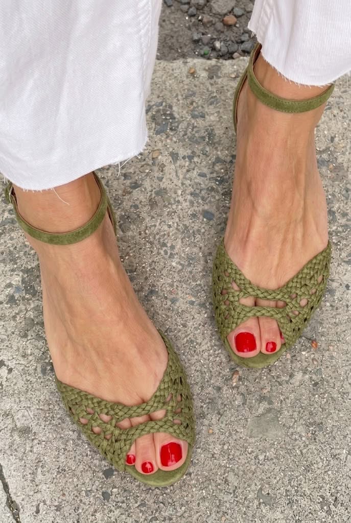 Isadora | Flettede guld-sandaler
