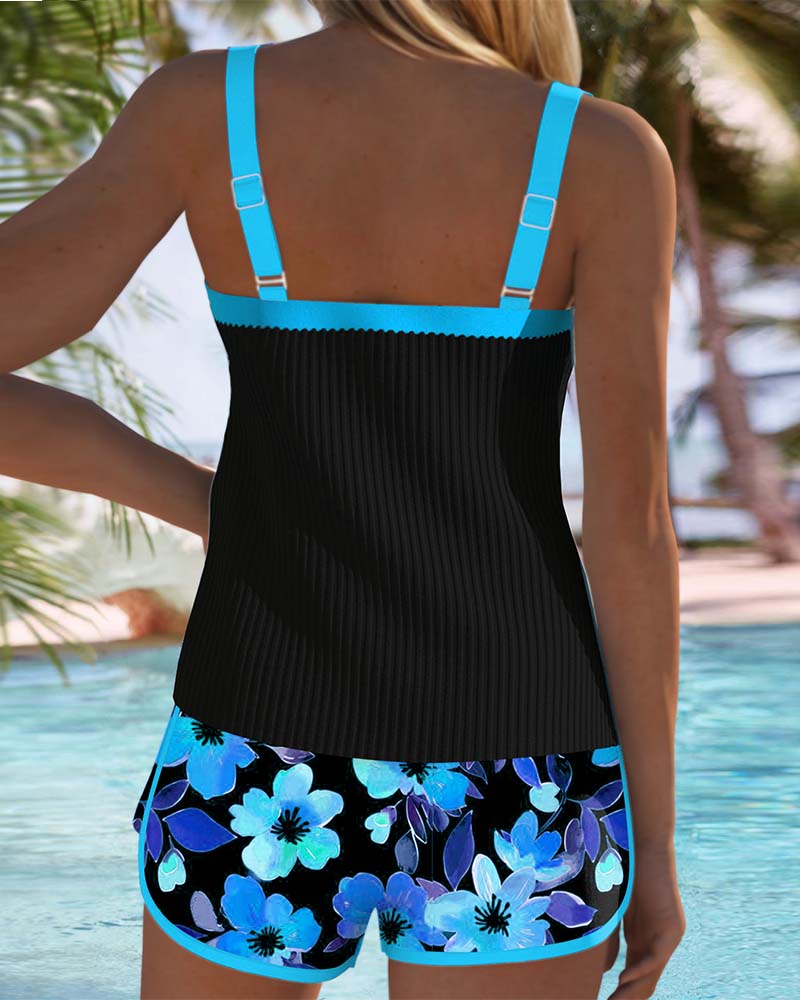 Anouk | Elegant tankini-sæt med shorts i blomstermønster