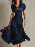 Adriana ∙ Retro stribet satin-midikjole