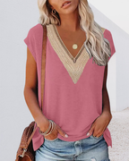 Ilse | V-hals T-shirt med blonder