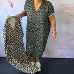 Fleur | V-hals kjole med leopardprint