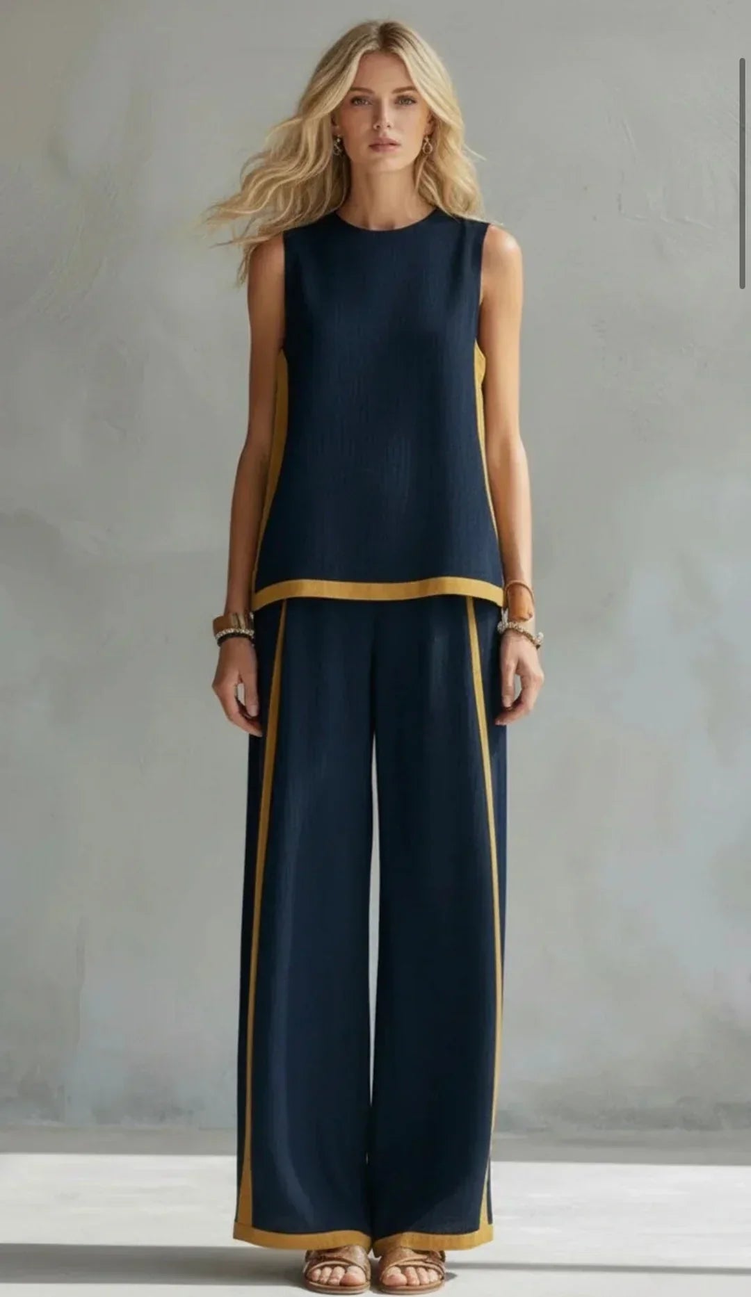 Petra | Smart-Casual Sæt med Vest og Bukser med Tokantet Finish