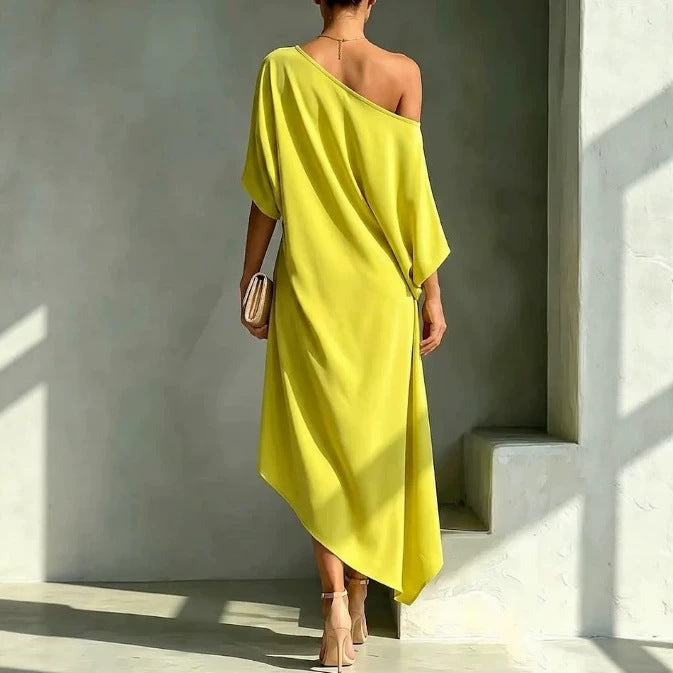 Roos | Elegant Asymmetrisk Kjole