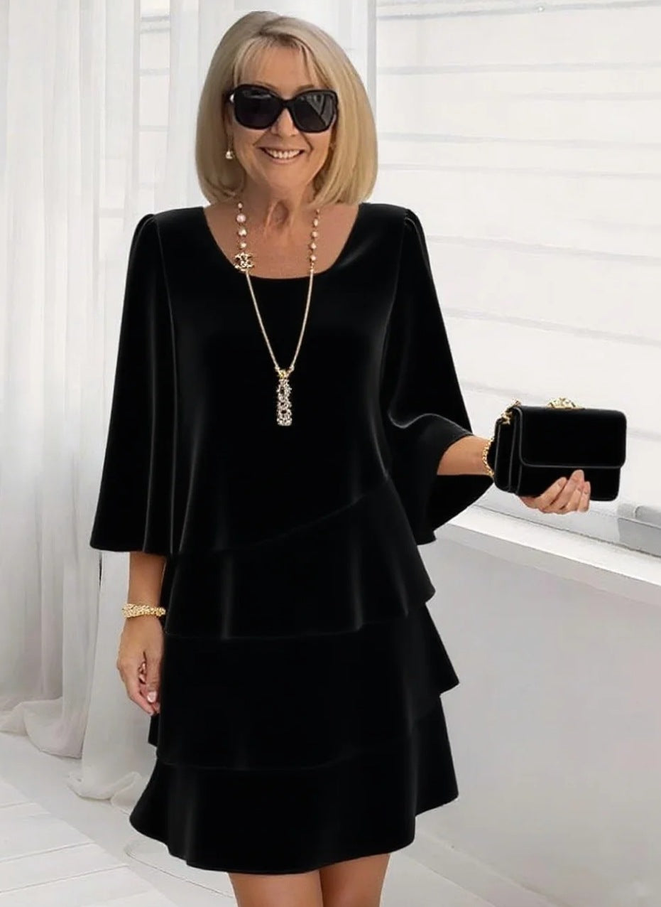 Roos | Elegant midikjole med flæser