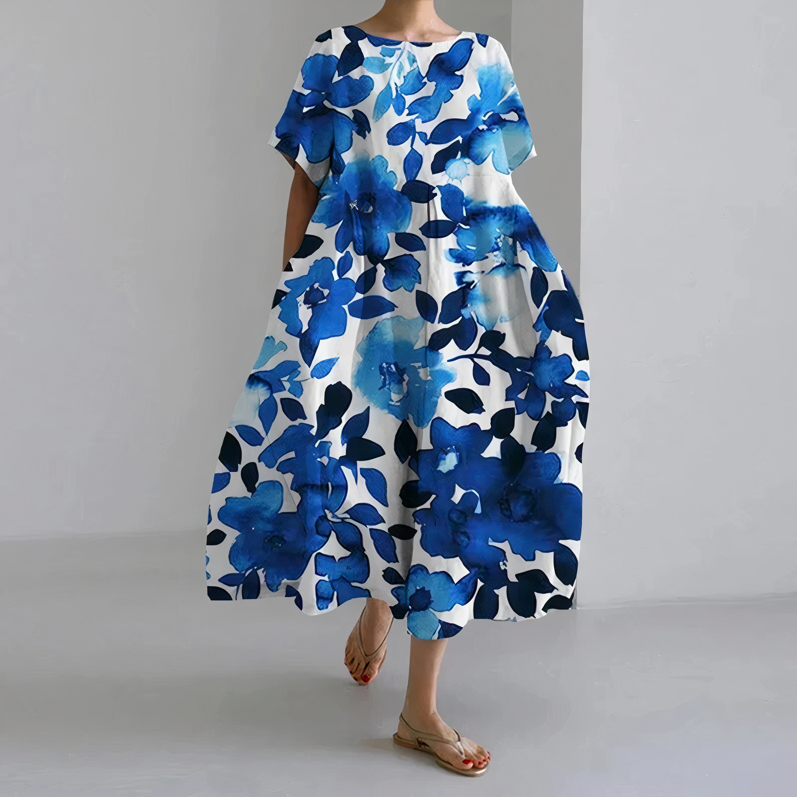 Amelia – afslappet maxi-kjole med blomstermotiv