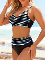 Julia | Kropsformende Bikini | 2+1 Gratis