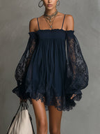 Naomi • Minikjole med off-shoulder-halsudskæring