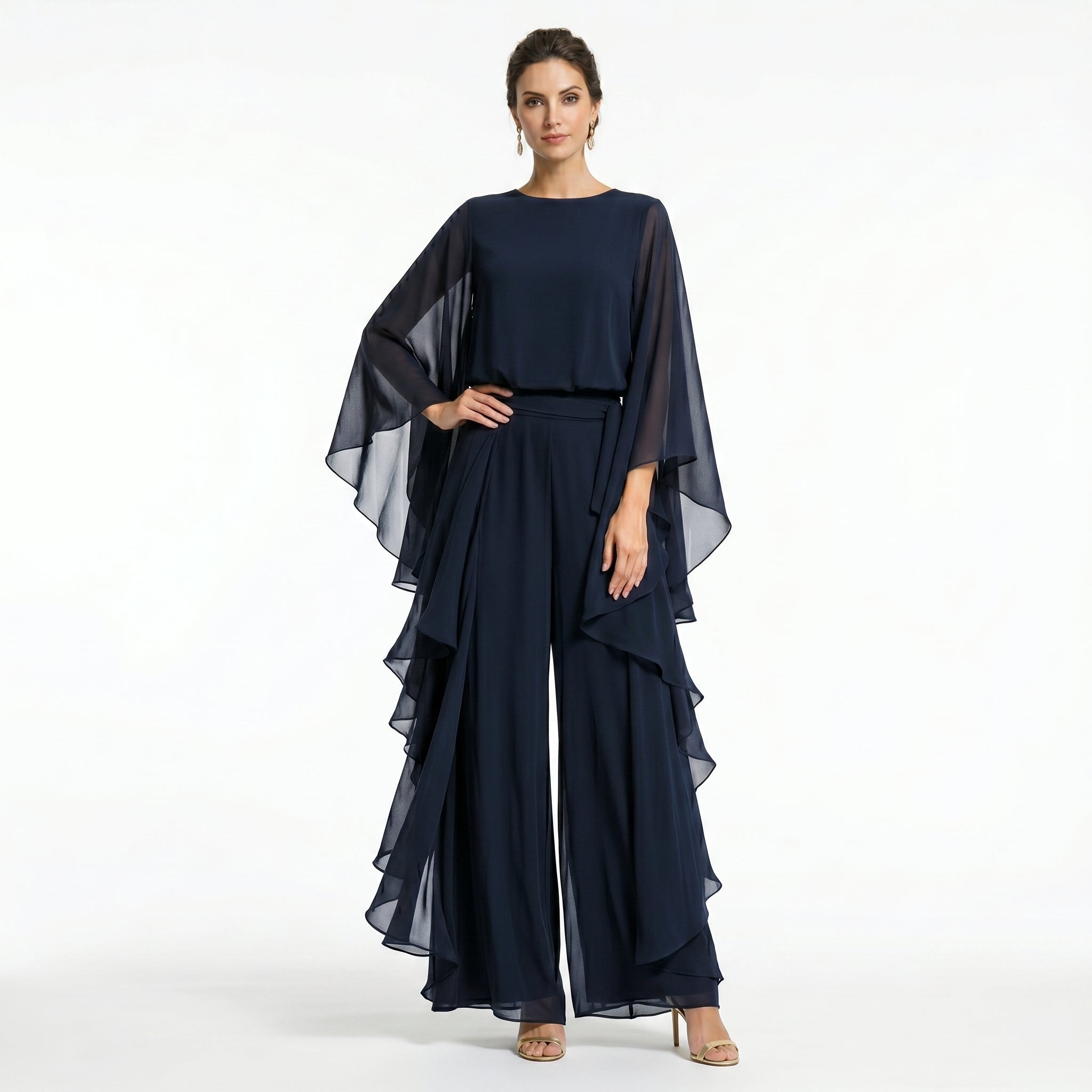Inês - Festkostume med elegant kappe