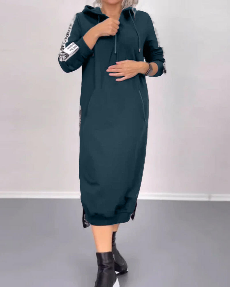 Esther | Fritidskjole med lynlås og hætte