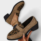 Karla - Elegante damesko med leopardprint
