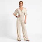 Beatriz - Flydende jumpsuit med elegant krydsudskæring