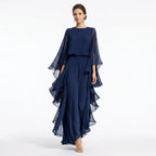 Inês - Festkostume med elegant kappe