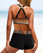 Højtaljede bikinier med geometrisk print