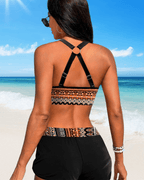 Højtaljede bikinier med geometrisk print