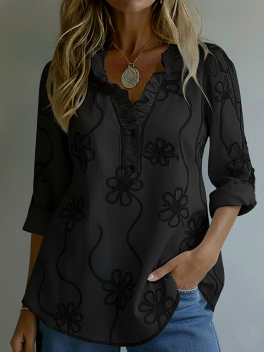 Liora™ – Elegant bluse med broderede detaljer