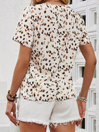 Léa™ | Klassisk sommerbluse med unikt print
