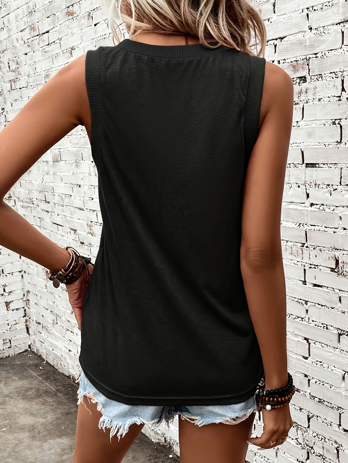 Lenora™ | Afslappet T-shirt med sweetheart-udskæring