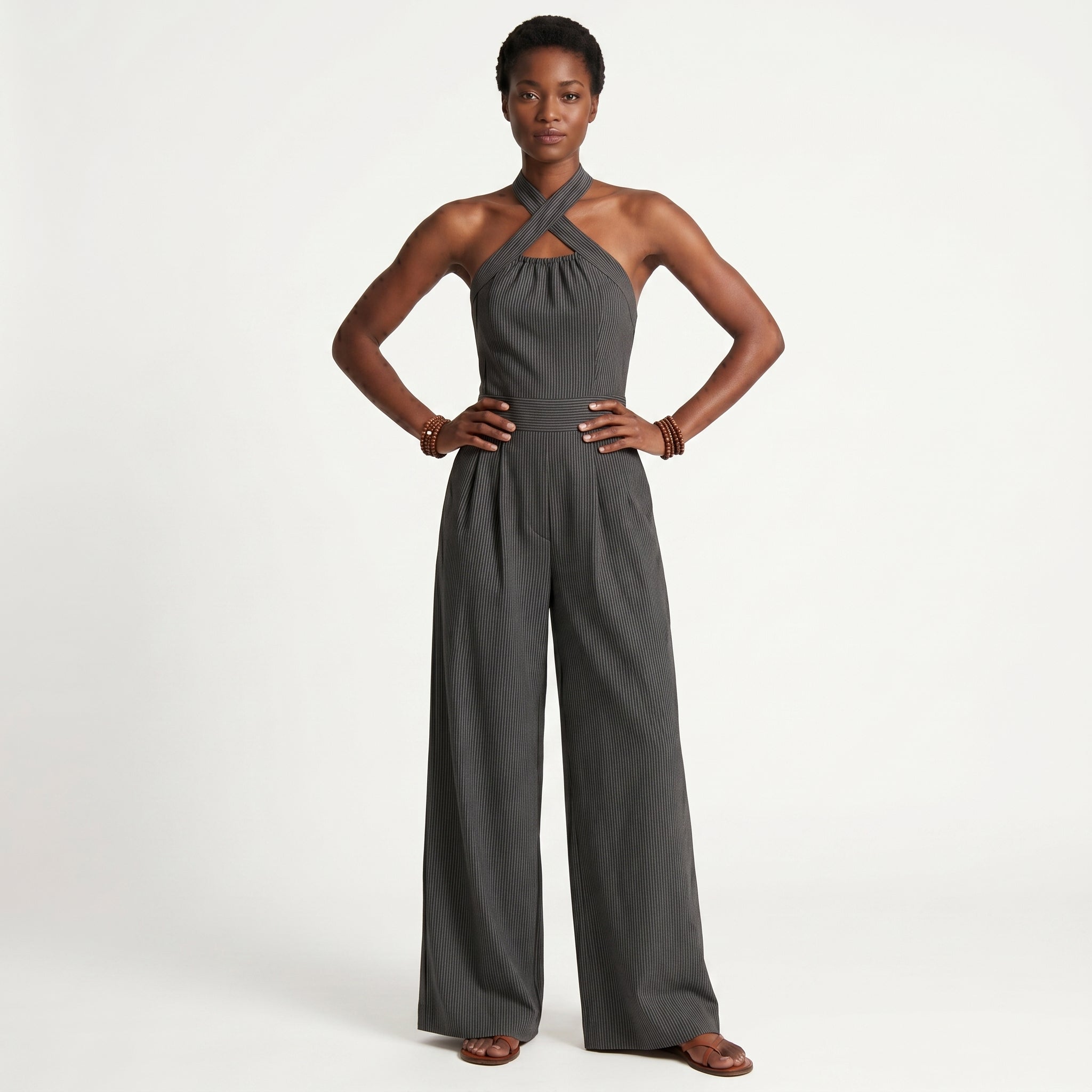 Madalena - Tekstureret jumpsuit med krydset halterneck