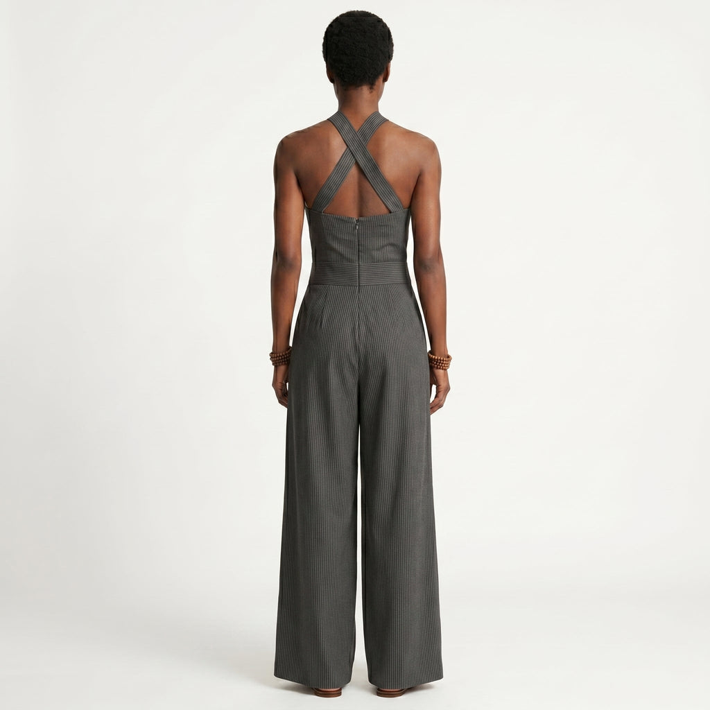 Madalena - Tekstureret jumpsuit med krydset halterneck