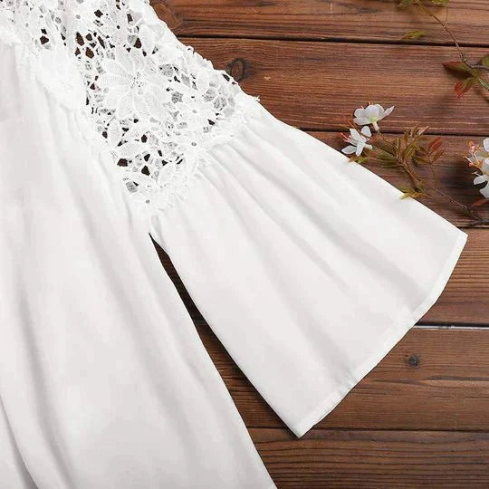 SARA - Bluse med blomstret blonde