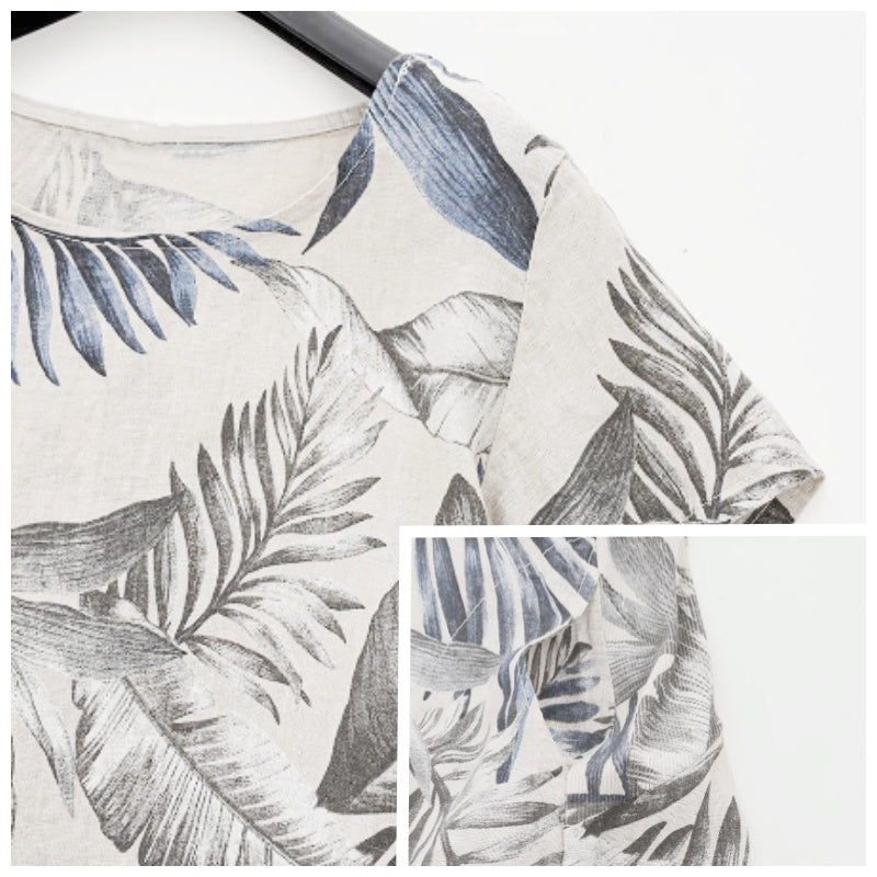 Rundhalset kjole med botanisk print