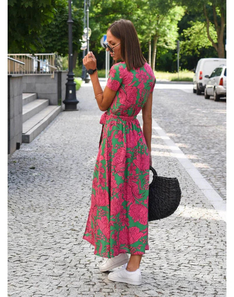 Suzanne - Elegant V-hals kjole