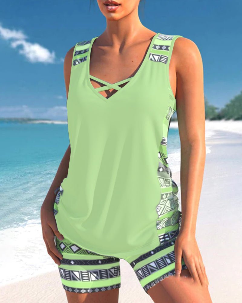 Tankini med geometrisk print og V-udskæring
