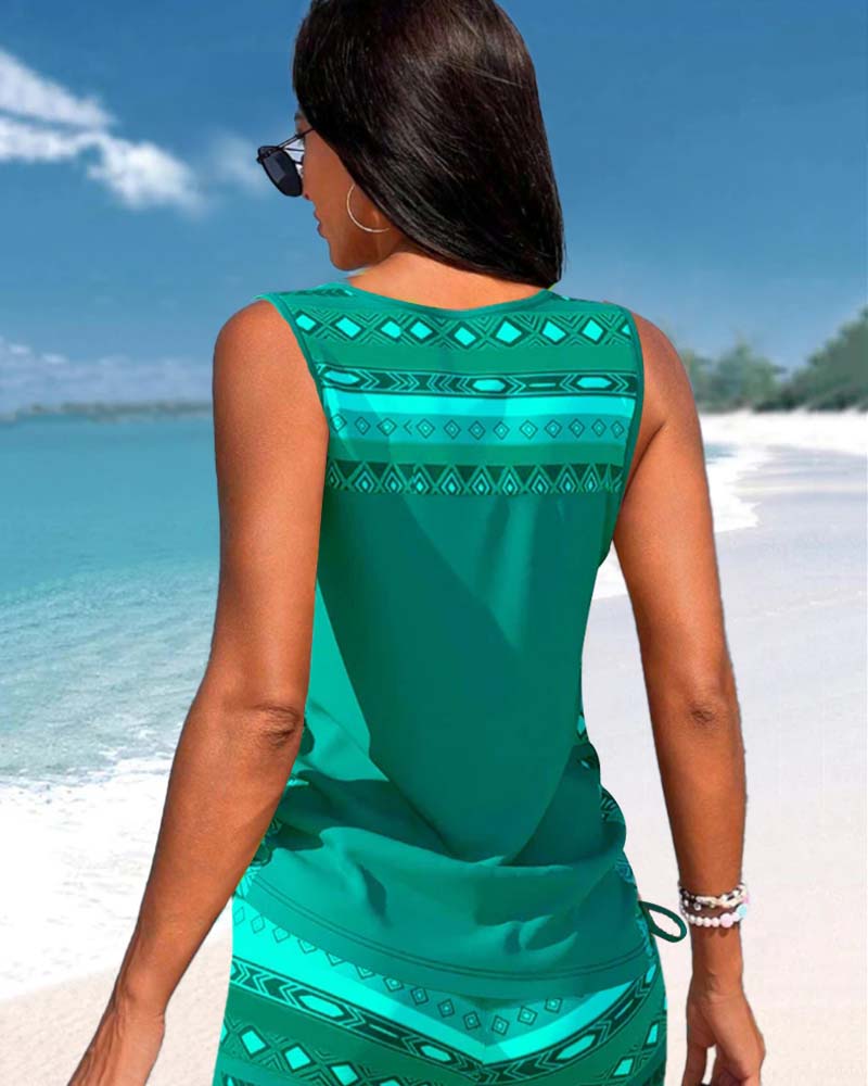 Tankini med geometrisk print og V-udskæring