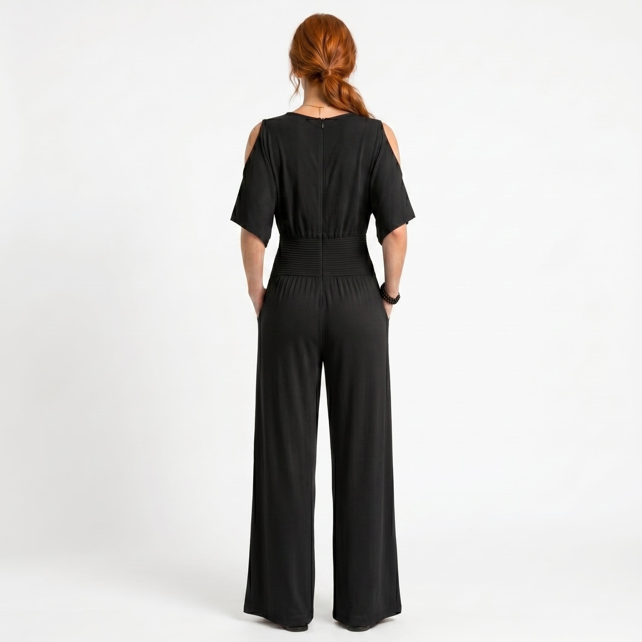 Beatriz - Flydende jumpsuit med elegant krydsudskæring