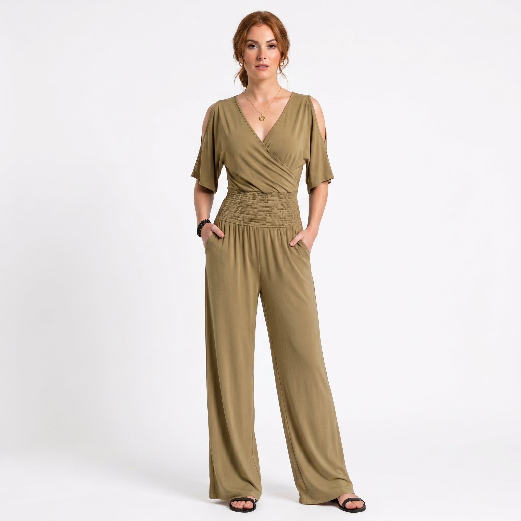 Beatriz - Flydende jumpsuit med elegant krydsudskæring